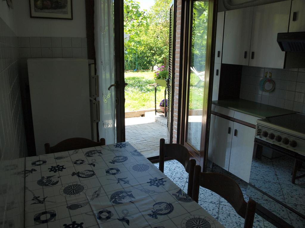 Apartment Maria & Patrizio Lignano Sabbiadoro Szoba fotó